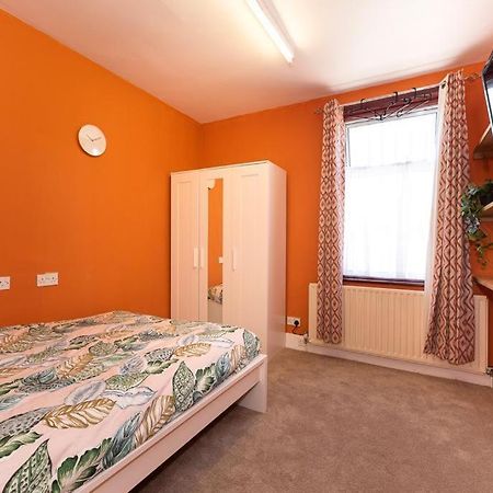 Barking Road Comfy House Apartment London Ngoại thất bức ảnh