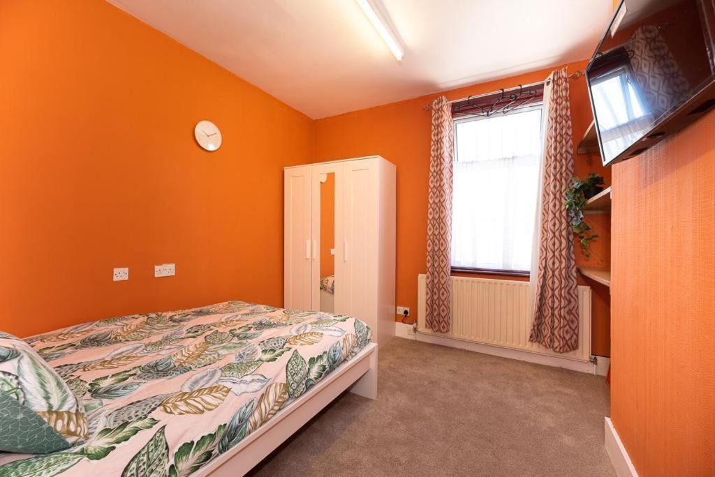 Barking Road Comfy House Apartment London Ngoại thất bức ảnh