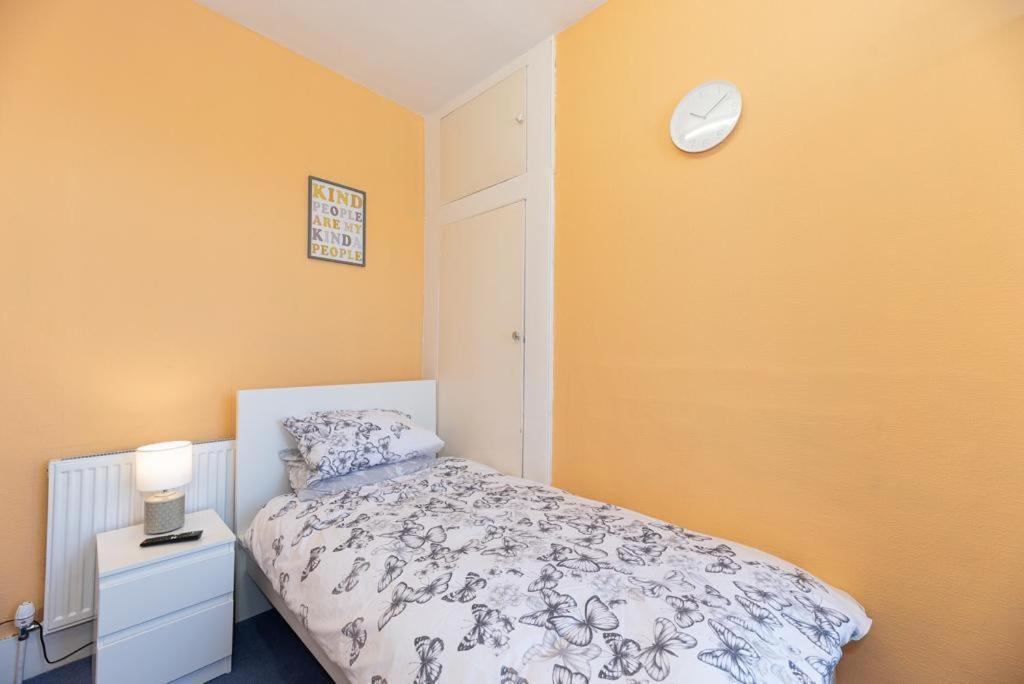 Barking Road Comfy House Apartment London Ngoại thất bức ảnh